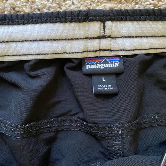 Patagonia baggies - Picture 3 of 3